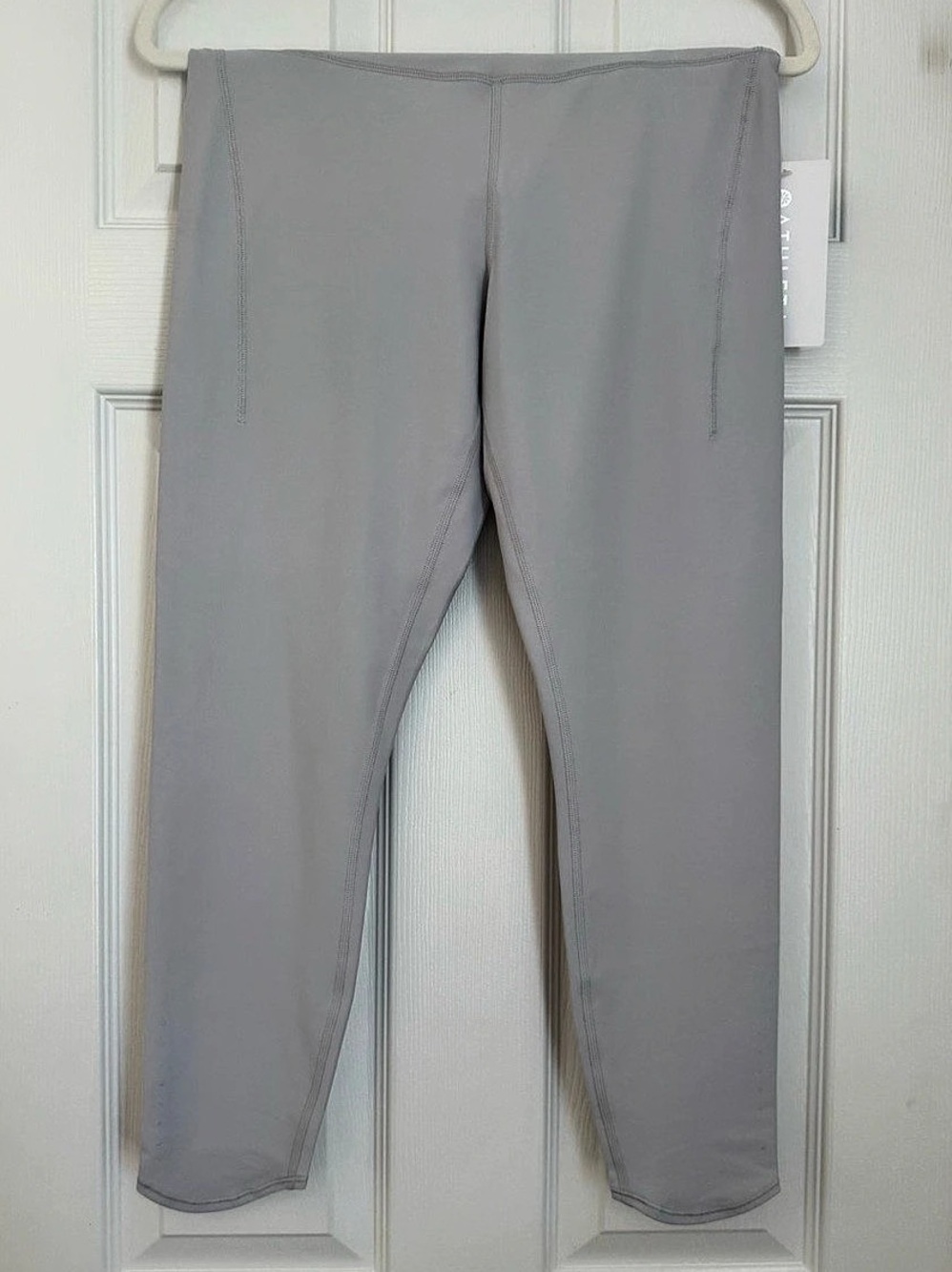 Athleta 7/8 Tight Gray Athletic Leggings Size Large NWT